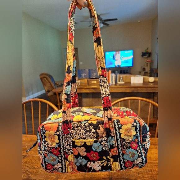 VERA BRADLEY FLORAL SHOULDER BAG-EUC - Picture 8 of 13